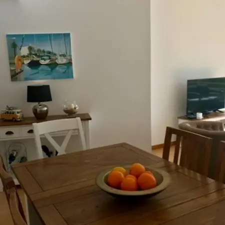 Marina Lir Apartamento ,